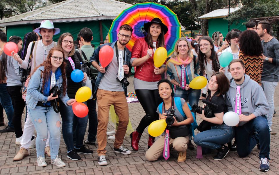 Acin Jornalismo realiza cobertura da Parada de Luta LGBT de Chapecó
