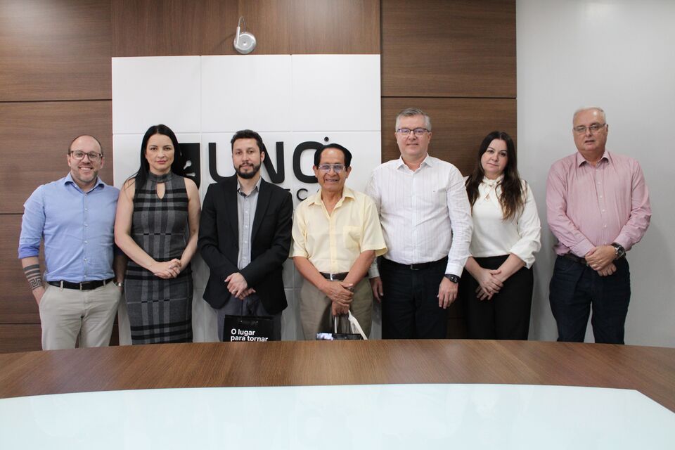 Unochapecó recebe professores do Peru e Chile